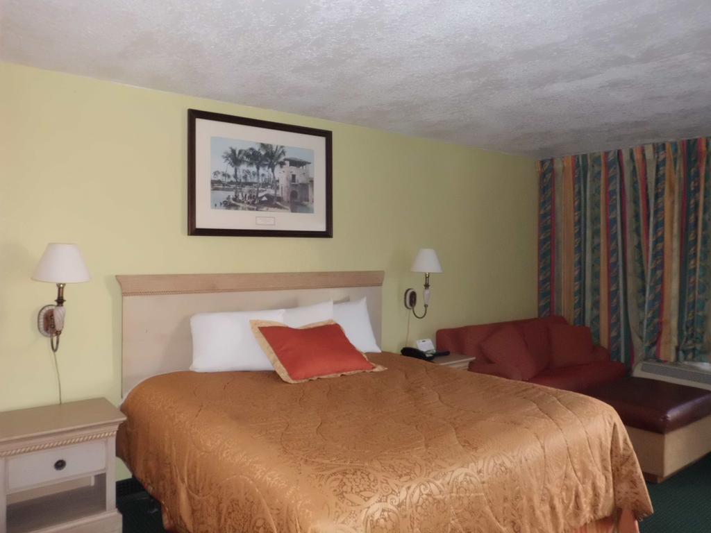 America'S Best Inn & Suites-Lakeland Exterior photo