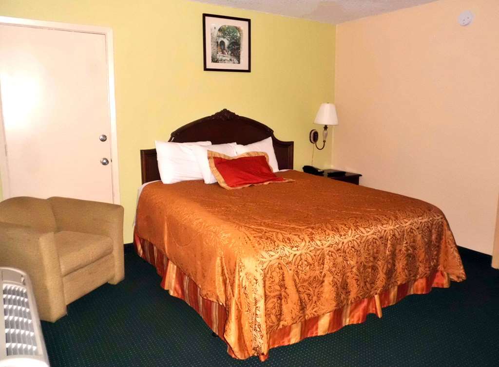 America'S Best Inn & Suites-Lakeland Room photo