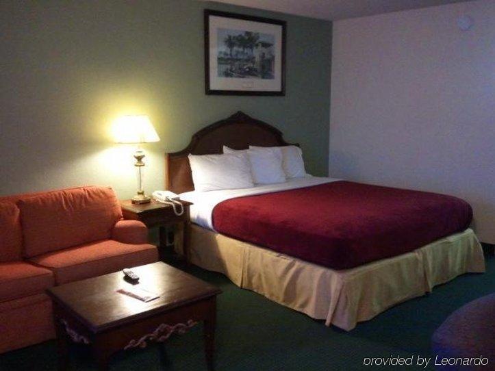 America'S Best Inn & Suites-Lakeland Room photo